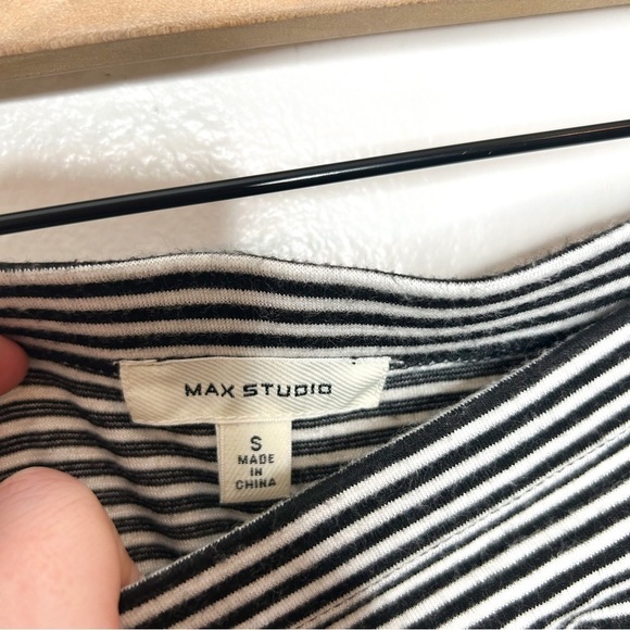 Max Studio Nordstrom Stretchy Knit Black White Stripe Pencil Skirt Small S - Picture 7 of 8